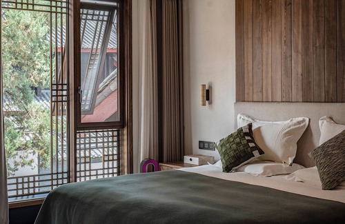 Gucheng Hotel | LA MAISON . View Resort