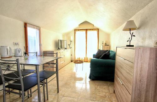 Les Maillans House | La Maisonnette des Pins - Roquefort les Pins