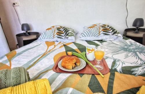 Les Maillans House | La Maisonnette des Pins - Roquefort les Pins