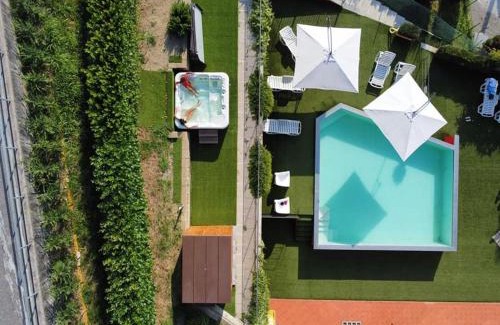 Gromlongo Apartment | La Marina Resort