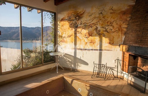 El Santuario House | La mejor vista de Valle de Bravo, 3 Habitaciones con baño, jacuzzy y alberca