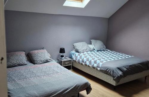 Mars-sur-Allier House | LA MEUTE
