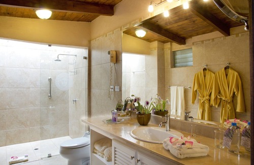 Cotacachi Hotel | La Mirage Garden Hotel And Spa