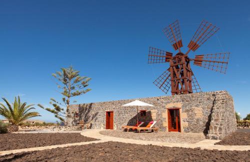 Tindaya Villa | La Molina NK