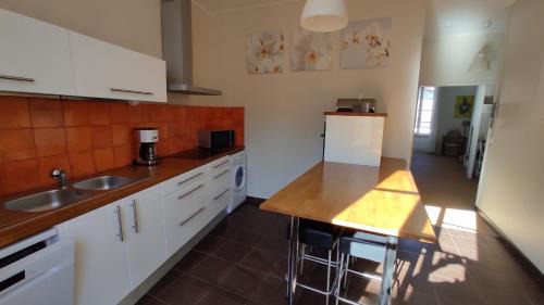 Montcuq Apartment | La Montcuquoise