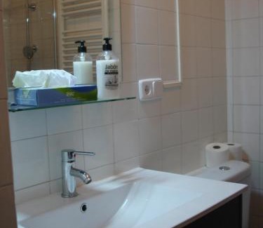 Sant Quinti de Mediona House | LA NURSERY DE MAS GUILLO