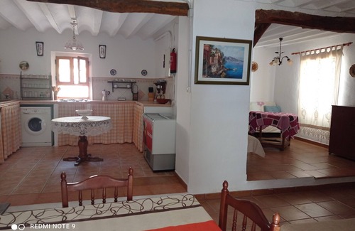 Villanueva del Arzobispo Cottage | La Pajara Rustic Estate