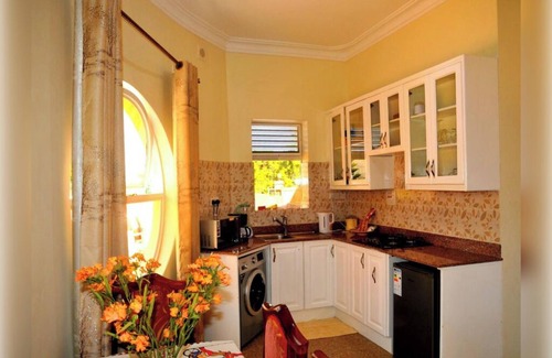 Lyamutundwe Cottage | La Palace Bonito