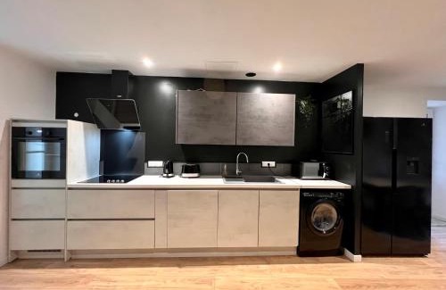Fontenay-le-Comte House | LA PALMERAIE -wifi fibre- centre ville -PROPERTY RENTAL NM