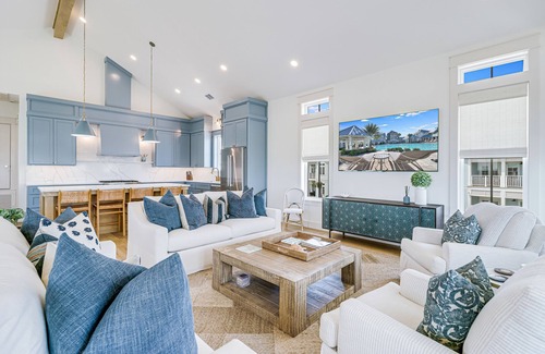 Port Aransas House | La Perla Blanca - Luxe Coastal Retreat at Palmilla Beach Resort