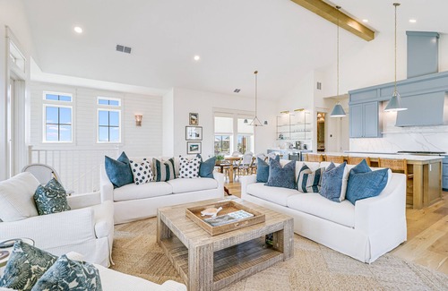 Port Aransas House | La Perla Blanca - Luxe Coastal Retreat at Palmilla Beach Resort
