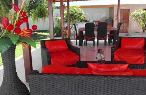 Metropolitana House | La perla casa de campo