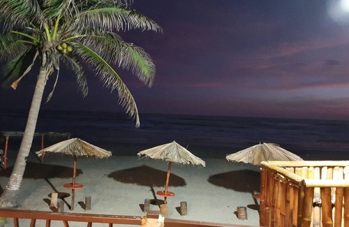 Playa Azul House | La Perla Playa Azul, Beachfront Bungalows, #2