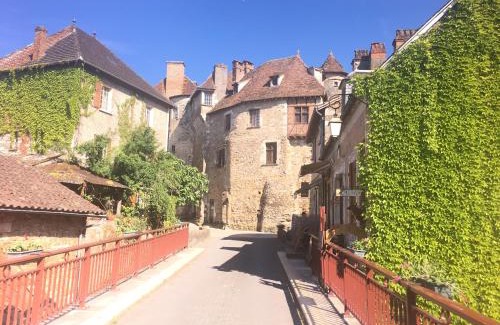 Carennac Bed & Breakfast | La Petite Auberge