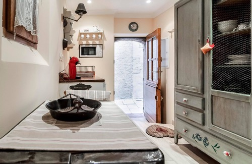 Villecroze House | La Petite Maison de Villecroze