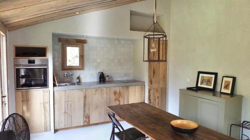 Est House | La petite maison