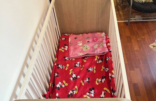 Issy-l'Eveque Bed & Breakfast | La Petite Maison d Issy