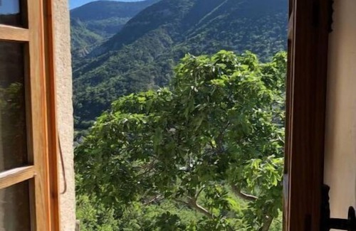 Montaulieu House | La Petite Maison