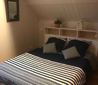 Montbard House | La Petite Maison