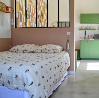 Ploneour-Lanvern House | La petite maison de Celestine