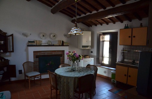 Monte Petriolo Apartment | La Petronilla Montepetriolo - Apartment Lina