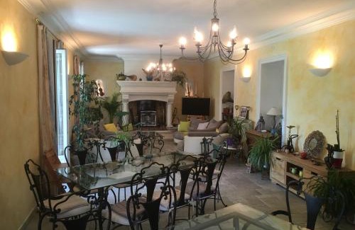 Saint-Martin-Vesubie Bed & Breakfast | La Pierre Bleue/Chambres d'hôtes