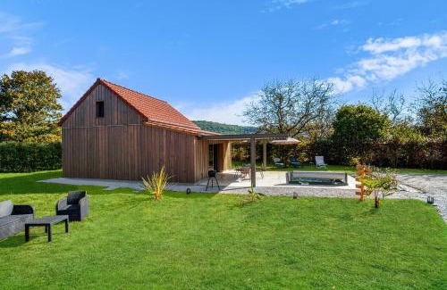 Domme House | La Plaine aux Etoiles - Maison Individuelle avec Piscine Balnéo Privative et Jardin