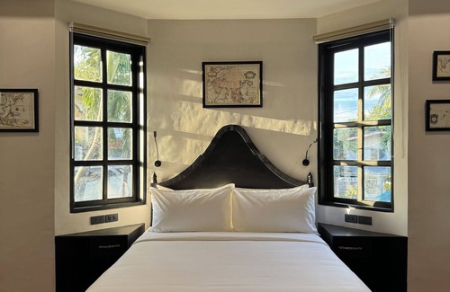 Bais City Hotel | La Planta Hotel and Restaurant