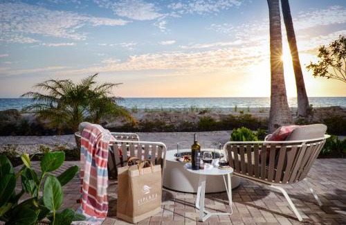 Vanderbilt Beach Resort | La Playa Beach & Golf Resort, a Noble House Resort