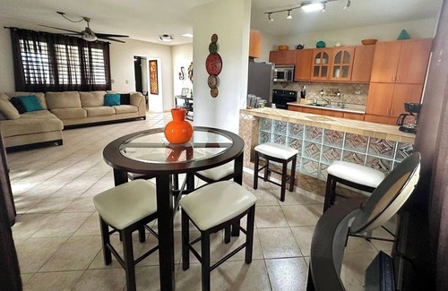Tierras Nuevas Saliente House | La Playa House "Airbnb" in Manati