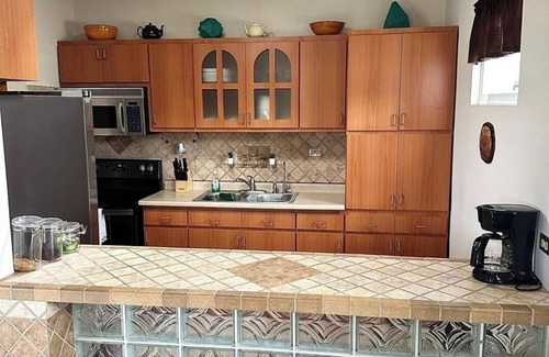 Tierras Nuevas Saliente House | La Playa House "Airbnb" in Manati