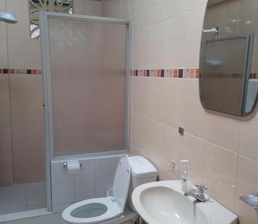 Colon Hotel | La Posada del Buzo