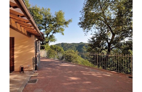 Cavarzano Apartment | La Quercia di Vernio - BILOCALE Privato