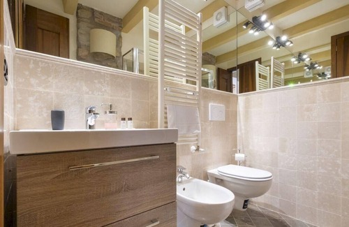 Sasso Marconi Bed & Breakfast | La Quercia Entire Villa