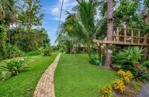 Lake Worth Bed & Breakfast | La Quiete Cove for One