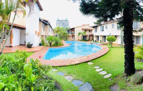 Santa Cruz Apartment | La Quinta Hotel