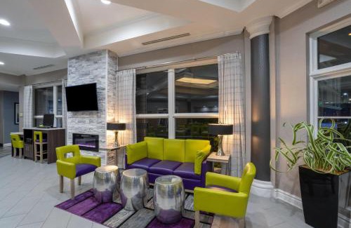 Hoover Hotel | La Quinta by Wyndham Birmingham Hoover