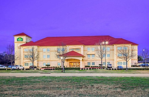 Ennis Hotel | La Quinta by Wyndham Ennis