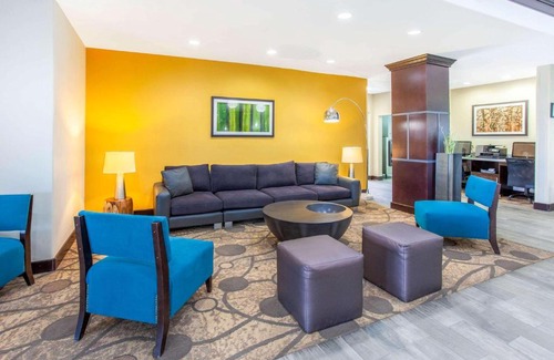 Gonzales Hotel | La Quinta by Wyndham Gonzales TX