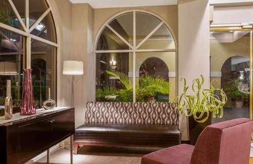 Miami Lakes Hotel | La Quinta by Wyndham Miami Lakes