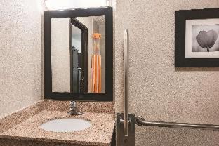 Plainfield Hotel | La Quinta by Wyndham Norwich-Plainfield-Casino