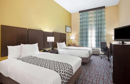 Pasadena Hotel | La Quinta by Wyndham Pasadena North