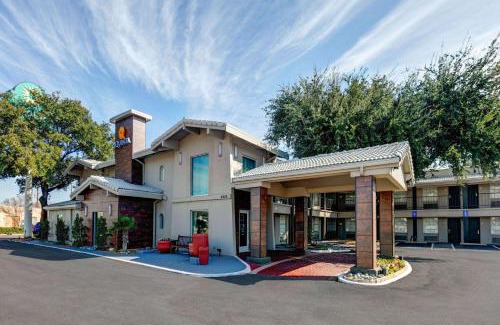 Knox - Henderson Hotel | La Quinta Inn by Wyndham Dallas Uptown