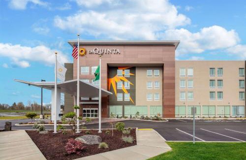 Centralia Hotel | La Quinta Inn & Suites by Wyndham Centralia