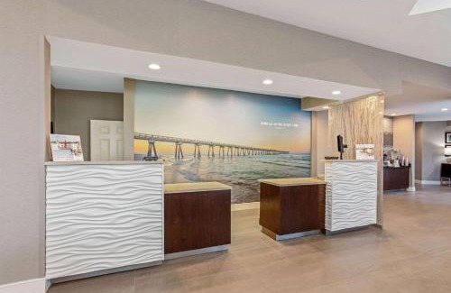 Panama City Hotel | La Quinta Inn & Suites by Wyndham Panama City