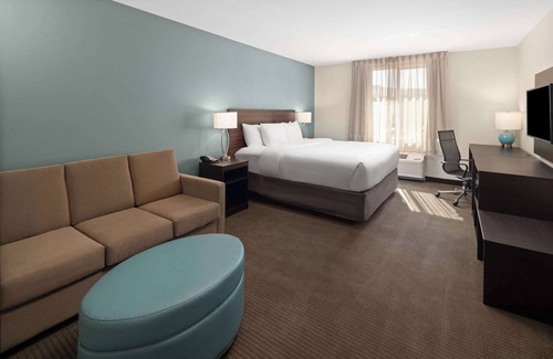 Sunnyslope Hotel | La Quinta Inn & Suites by Wyndham Wenatchee