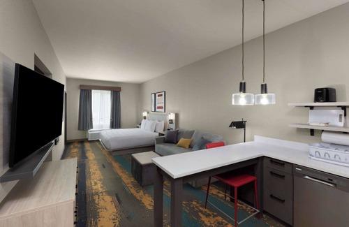 DeSoto Hotel | La Quinta Inn & Suites by Wyndham DeSoto