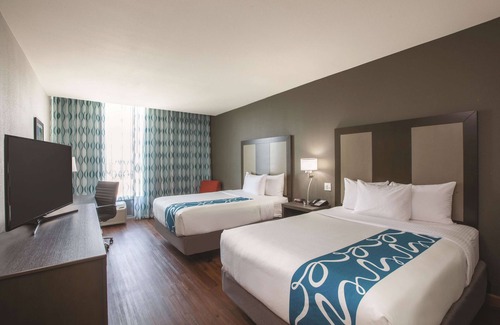 Broken Arrow Hotel | La Quinta Inn & Suites by Wyndham Tulsa Broken Arrow