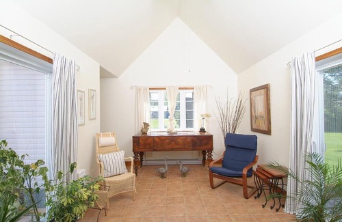 Saint-Valerien-de-Milton House | La Rabouillere, hébergements à la ferme