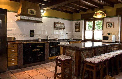 Inguanzo Cottage | La Regoria Rural House (Inguanzo de Cabrales, Asturias)